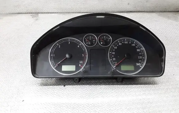 Volkswagen Sharan Speedometer (instrument cluster) 7M3920800H