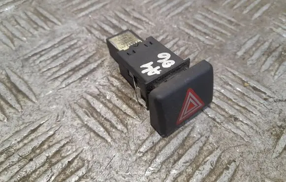 Audi A4 S4 B7 8E 8H Hazard light switch 8e0941509