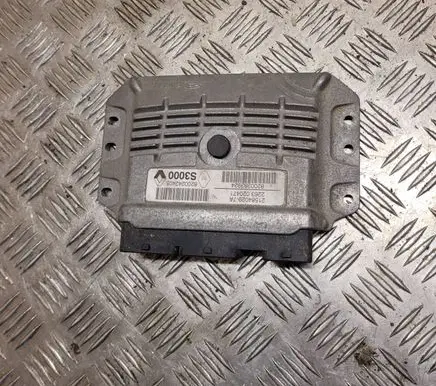 Renault Megane II Engine control unit/module 8200242405 8200283924 215840297A