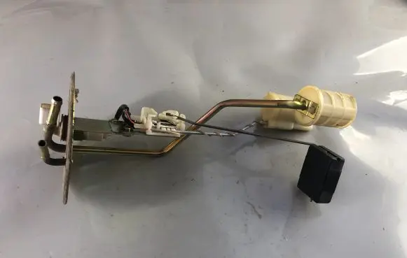 Mitsubishi Pajero Pinin Fuel level sensor 0717410410