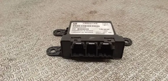 Opel Zafira B Parking PDC control unit/module 13324133