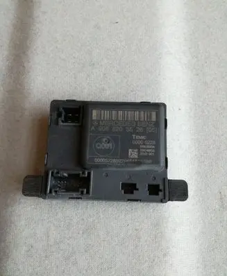 Mercedes-Benz Sprinter W906 Door control unit/module A9068203526