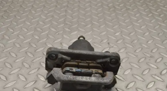 Nissan Pulsar Rear brake caliper