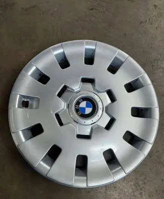 BMW 3 E46 R15 wheel hub/cap/trim 1094780