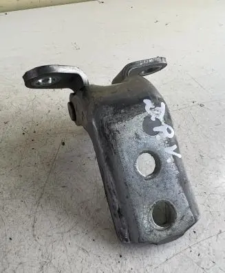 Toyota Yaris Front door upper hinge