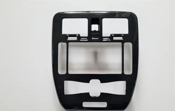 Nissan Leaf I (ZE0) Radio/GPS head unit trim 682603NA0A