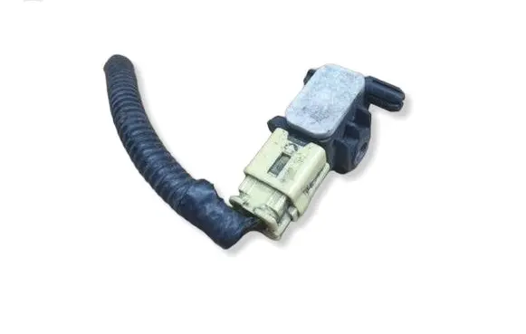 Nissan Juke I F15 Airbag deployment crash/impact sensor 985811LA0A
