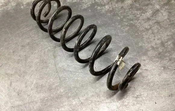 Volkswagen PASSAT B8 Rear coil spring 3Q0511115