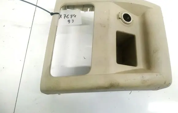 Hyundai Santa Fe Other interior part 846702B100 84670-2B100