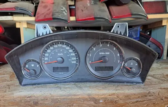 Jeep Grand Cherokee (WK) Speedometer (instrument cluster) CR0032107K0 56050226AL 58994E