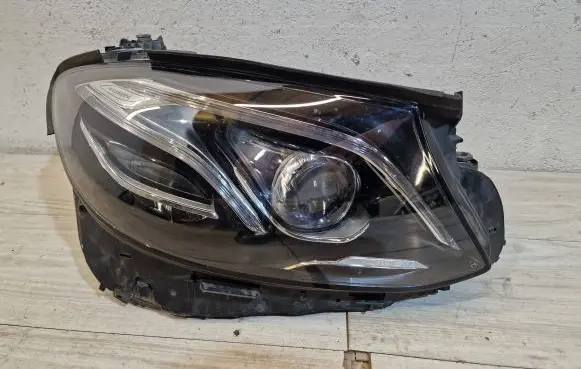 Mercedes-Benz E W213 Headlight/headlamp A2139067606