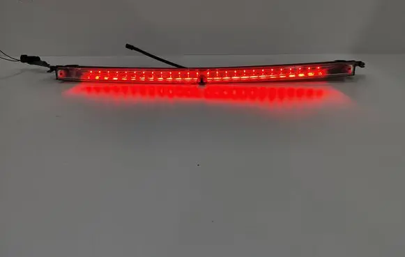 BMW 5 E60 E61 Third/center stoplight 6925902 6925902AI05 63256925902