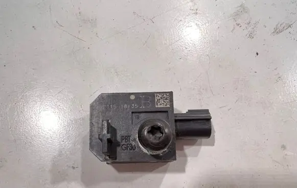 Opel Zafira C Airbag deployment crash/impact sensor 13502577