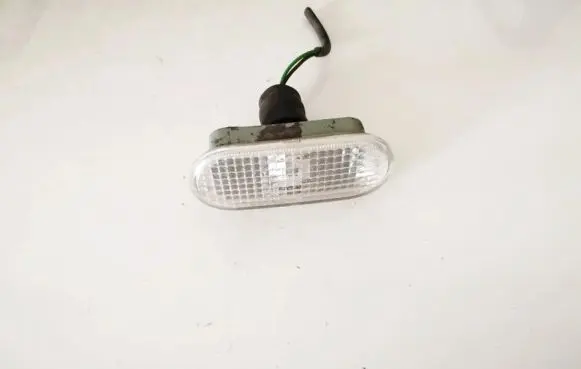 Volkswagen PASSAT B5 Front fender indicator light 084411406nf 08-441-1406n-f