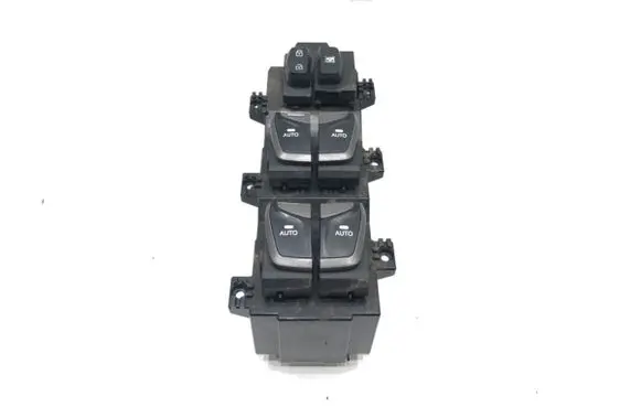 Hyundai Santa Fe Electric window control switch 93570-2W510