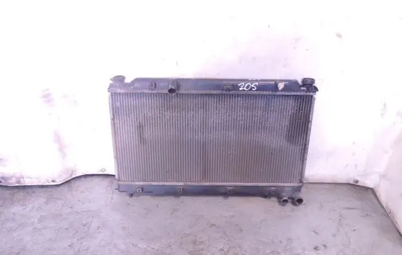 Toyota Avensis T220 Coolant radiator D206