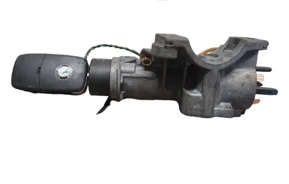 Volkswagen Transporter - Caravelle T5 Ignition lock 4B0905851G