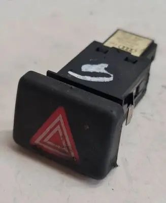 Audi A4 S4 B7 8E 8H Hazard light switch 8E0941509
