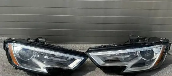 Audi A3 S3 8V Headlights/headlamps set 8V0941005K 8V0941006K 90104612