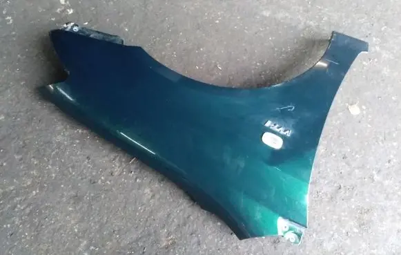 Toyota Corolla E120 E130 Fender