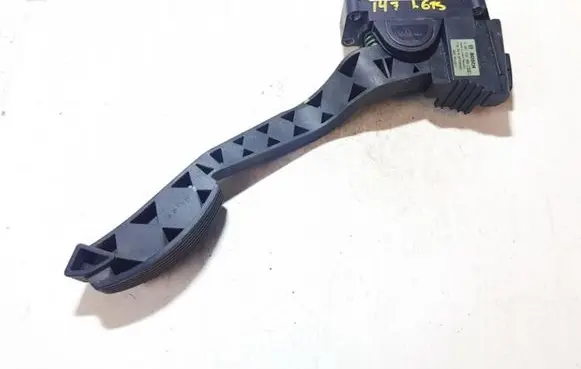 Alfa Romeo 147 Accelerator throttle pedal 0281002380 600201