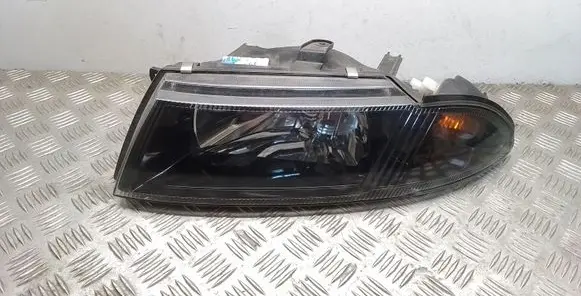 Mitsubishi Carisma Headlight/headlamp