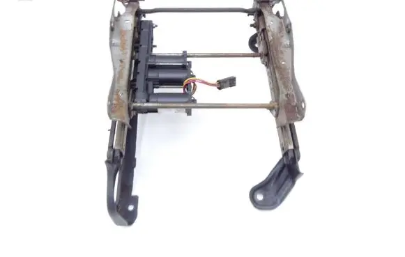 Jeep Cherokee III KJ Seat frame 528746