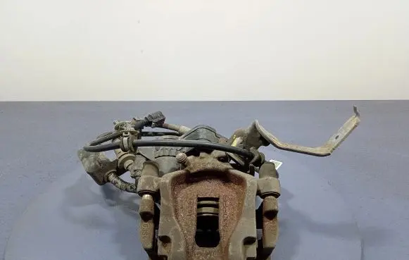 Chrysler Pacifica Rear brake caliper 6426245