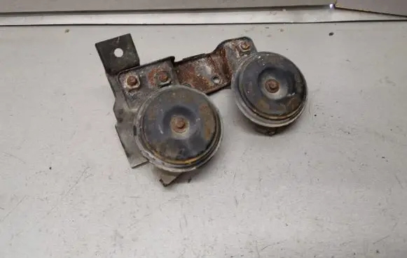 Subaru Legacy Horn signal