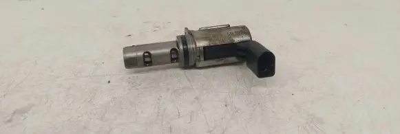 Volkswagen PASSAT B6 Camshaft vanos timing valve 03C906455A