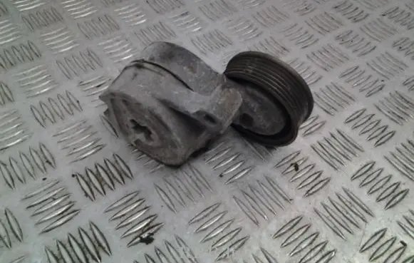 Mazda 3 I Generator/alternator belt tensioner