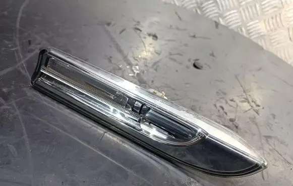 Porsche Panamera (970) Front fender indicator light 97063103302