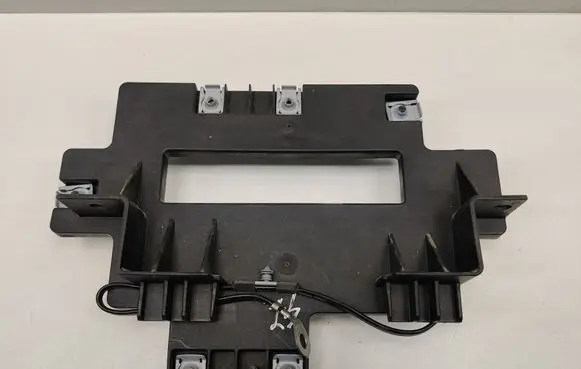 Ram 1500 Engine control unit holder 68299057AC 68299057AD