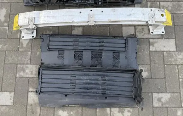 Peugeot 308 Front bumper support beam ORG.
