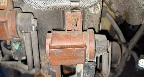 Ford Mondeo Mk III Turbo solenoid valve 6G909E882CA