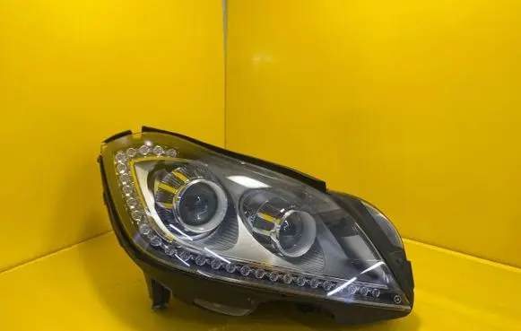 Mercedes-Benz CLS C218 AMG Headlight/headlamp A2188201659