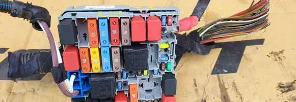 Fiat Grande Punto Fuse box set 51827977 09022011 161207