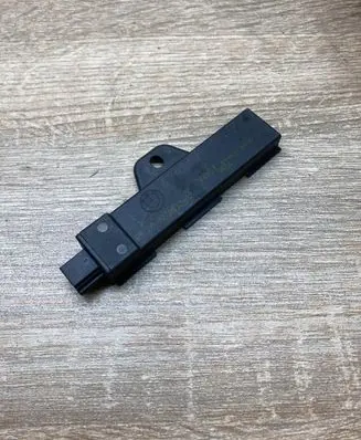 BMW 3 F30 F35 F31 Keyless system antenna 9220832 922083202