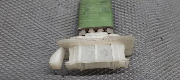 Peugeot 107 Heater blower motor/fan resistor n1027626b