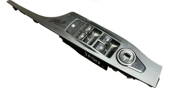 Hyundai i40 Electric window control switch 935703Z550 39R4961000