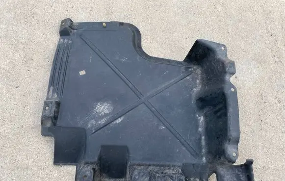 Volkswagen Transporter - Caravelle T6 Front underbody cover/under tray 7E3825211B