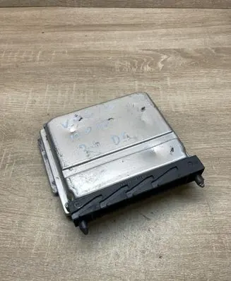 Volvo V70 Engine control unit/module ECU 30646978A 0281011441