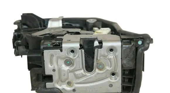 BMW 2 F45 Front door lock 51217362784 7362784