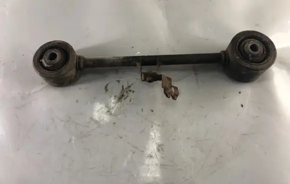 Mitsubishi Pajero Pinin Rear suspension control arm 