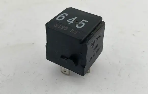 Audi A4 S4 B8 8K Other relay 4H0951253A