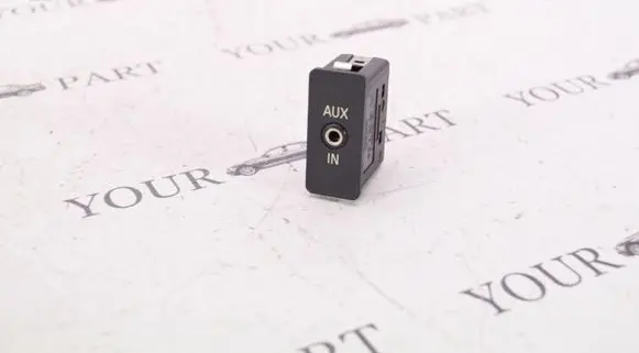 BMW 3 E90 E91 AUX in-socket connector 6930561