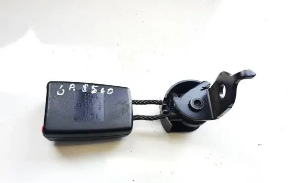 Volkswagen Golf Plus Rear seatbelt buckle 5m0857753b