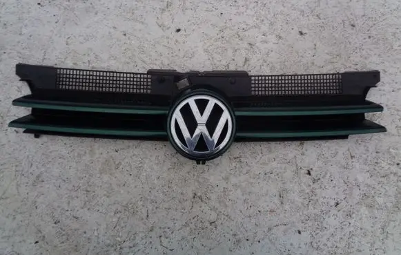 Volkswagen Golf IV Front bumper upper radiator grill 1J0853655C