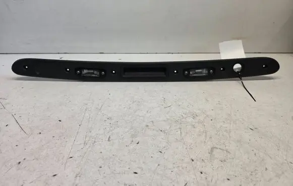 Volvo S60 Trunk door license plate light bar 31253640