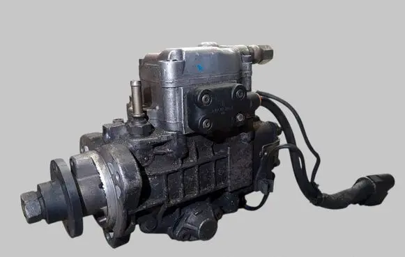 Audi A3 S3 8L Fuel injection high pressure pump 0460404977 038130107